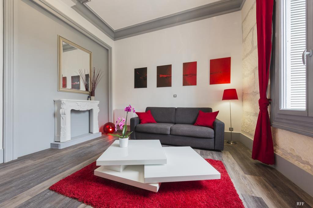 Du Guesclin Comédie  Montpellier Extérieur photo